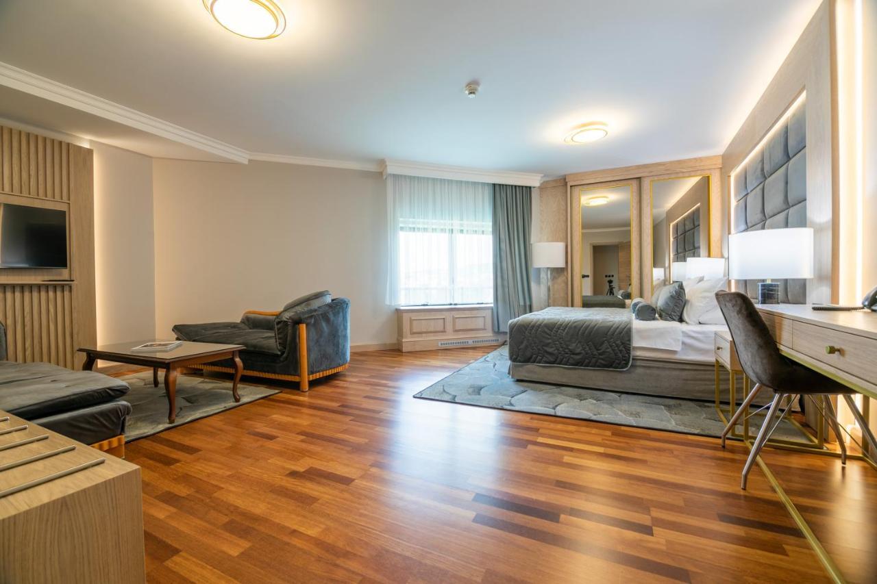 A Hoteli - Hotel Izvor Arandjelovac Exterior photo Suite