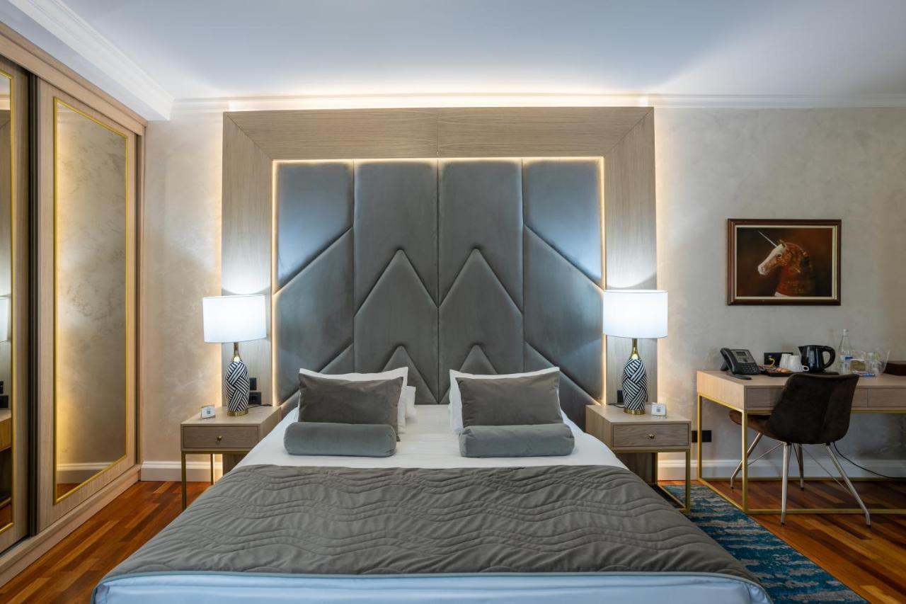 A Hoteli - Hotel Izvor Arandjelovac Exterior photo A bedroom at the hotel